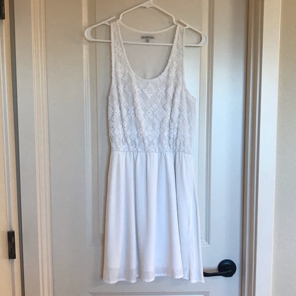 Charlotte Russe Dresses & Skirts - Charlotte Russe White Dress with Print Overlay.
